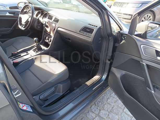 Volkswagen Golf · Ano 2020