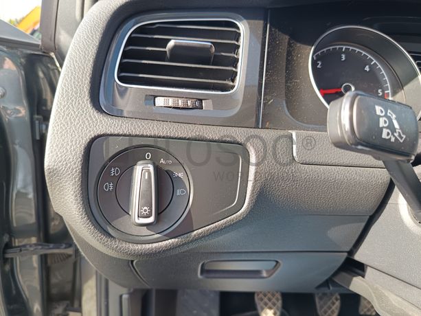 Volkswagen Golf · Ano 2020