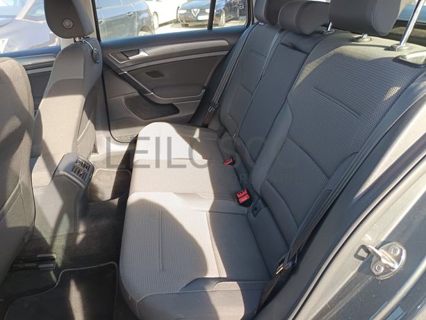 Volkswagen Golf · Ano 2020