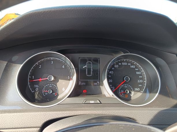 Volkswagen Golf · Ano 2020