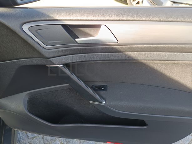 Volkswagen Golf · Ano 2020
