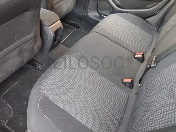 Peugeot 308 · Ano 2018