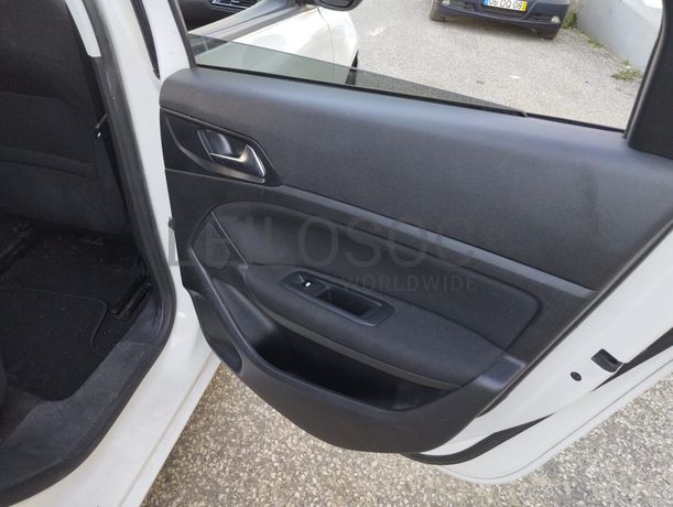 Peugeot 308 · Ano 2018