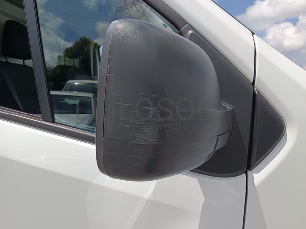 Renault Trafic · Ano 2021