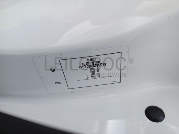 Renault Trafic · Ano 2021