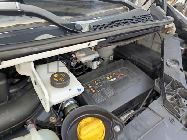 Renault Trafic · Ano 2021