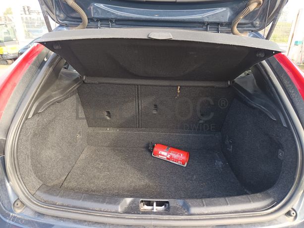 Volvo V40 · Ano 2014