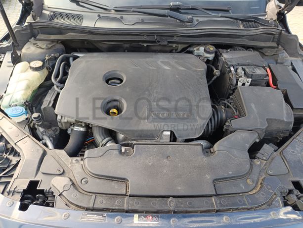 Volvo V40 · Ano 2014