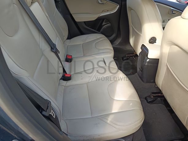 Volvo V40 · Ano 2014