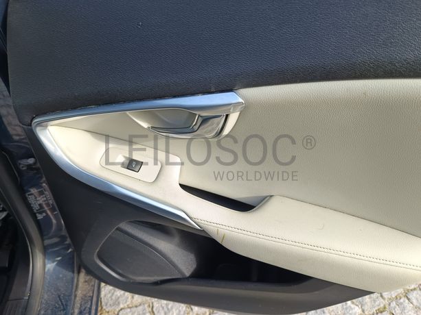 Volvo V40 · Ano 2014