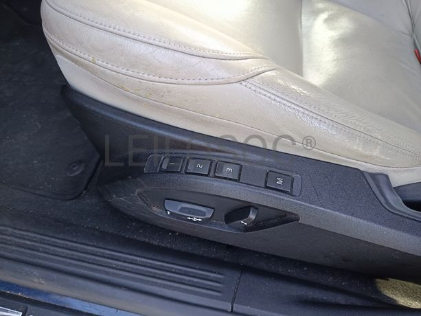 Volvo V40 · Ano 2014