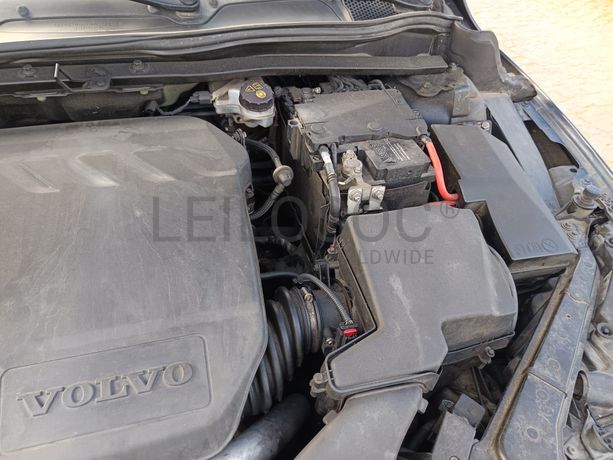 Volvo V40 · Ano 2014