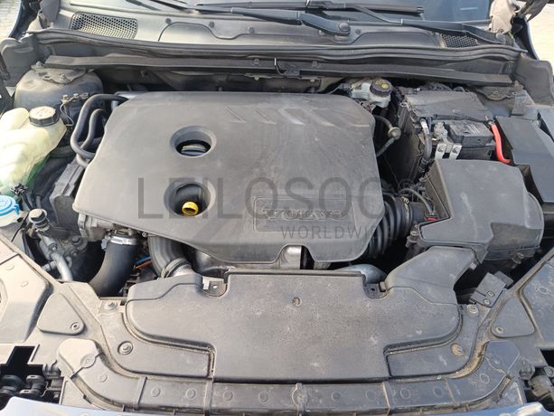 Volvo V40 · Ano 2014