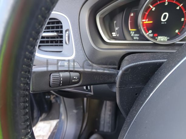 Volvo V40 · Ano 2014