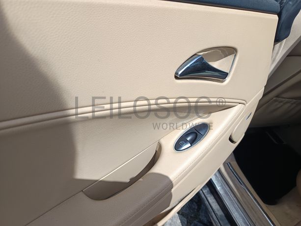 Mercedes-Benz CLS 320 · Ano 2008