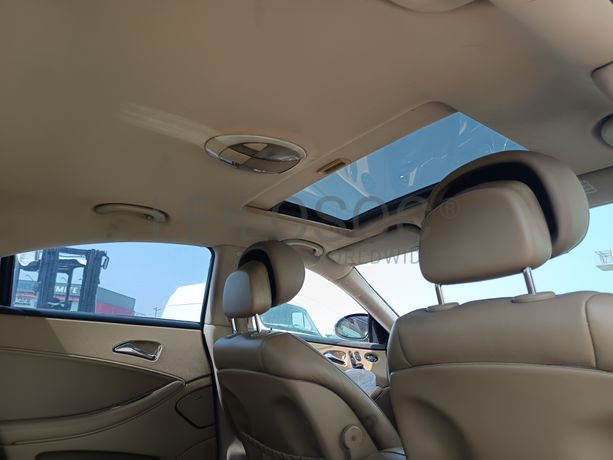 Mercedes-Benz CLS 320 · Ano 2008