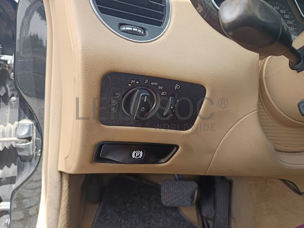 Mercedes-Benz CLS 320 · Ano 2008
