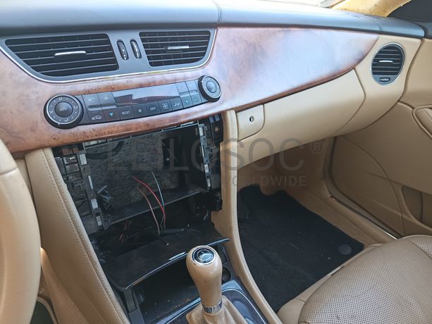 Mercedes-Benz CLS 320 · Ano 2008