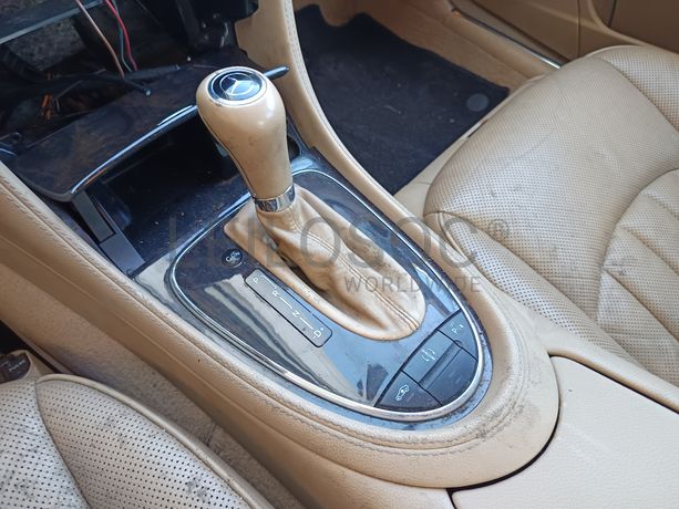 Mercedes-Benz CLS 320 · Ano 2008
