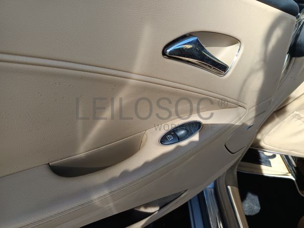 Mercedes-Benz CLS 320 · Ano 2008