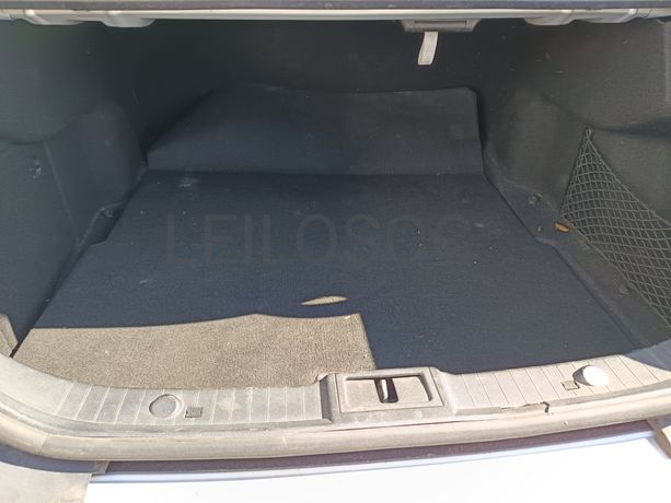 Mercedes-Benz CLS 320 · Ano 2008