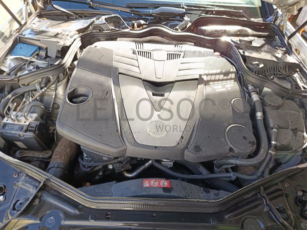 Mercedes-Benz CLS 320 · Ano 2008