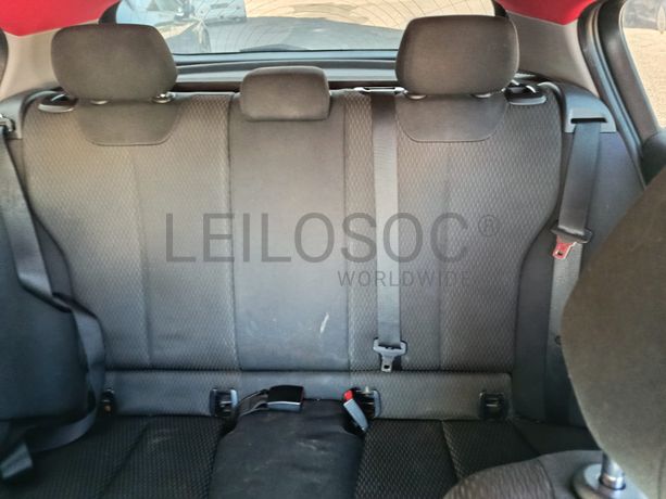 BMW 116 D · Ano 2013