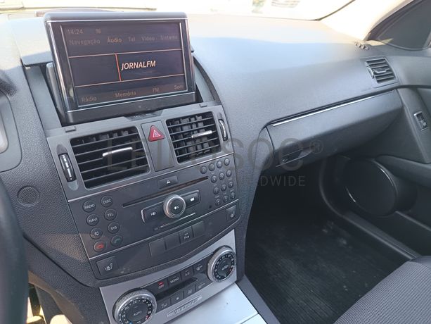 Mercedes-Benz C200 Avantgard · Ano 2010