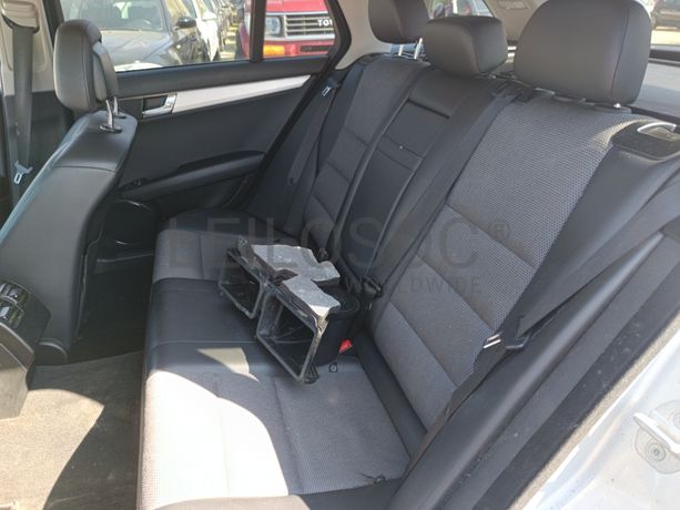 Mercedes-Benz C200 Avantgard · Ano 2010