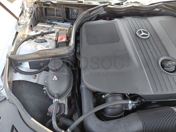 Mercedes-Benz C200 Avantgard · Ano 2010