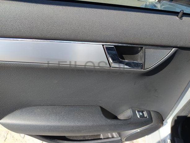 Mercedes-Benz C200 Avantgard · Ano 2010
