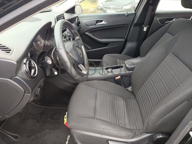 Mercedes-Benz A160 · Ano 2017