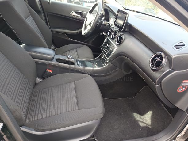 Mercedes-Benz A160 · Ano 2017