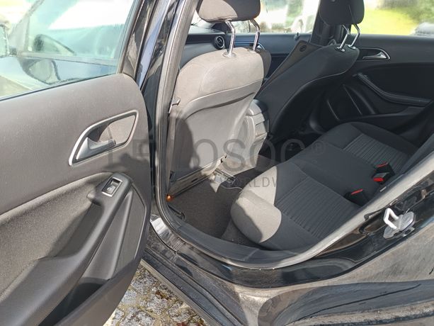 Mercedes-Benz A160 · Ano 2017