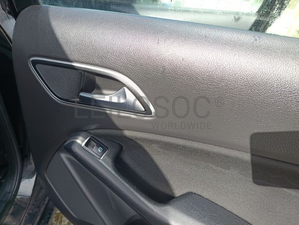 Mercedes-Benz A160 · Ano 2017