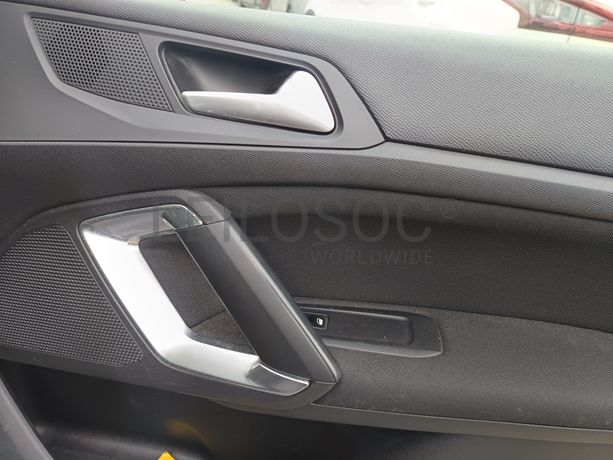 Peugeot 308 · Ano 2014