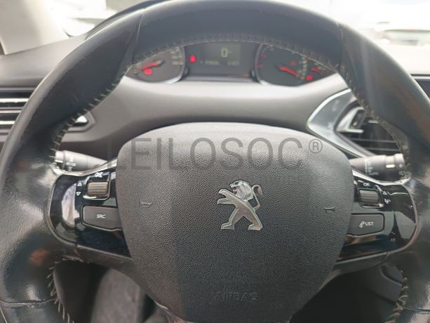 Peugeot 308 · Ano 2014