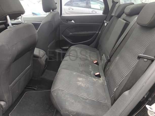 Peugeot 308 · Ano 2014