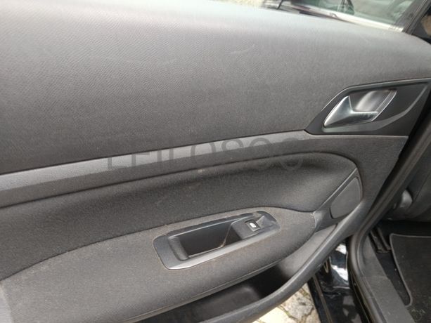 Peugeot 308 · Ano 2014