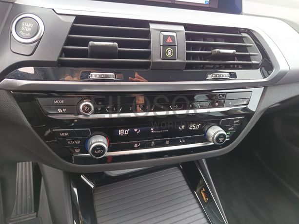 BMW X3 sDrive18d · Ano 2021