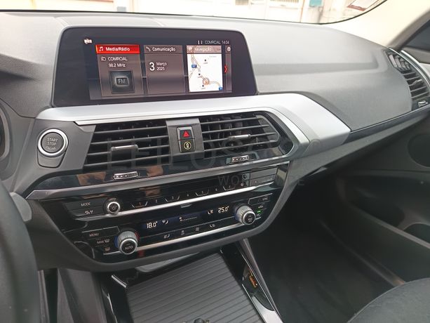 BMW X3 sDrive18d · Ano 2021