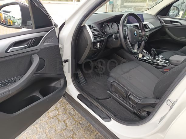 BMW X3 sDrive18d · Ano 2021