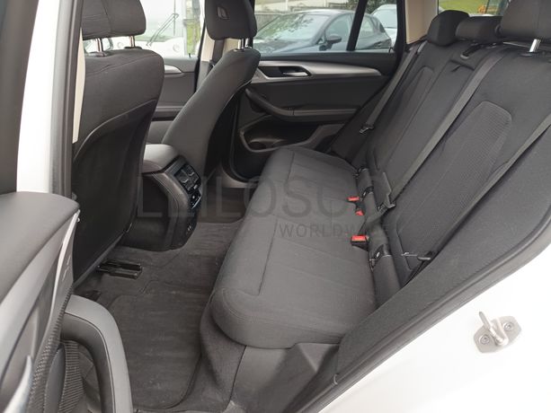 BMW X3 sDrive18d · Ano 2021