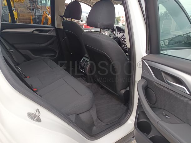 BMW X3 sDrive18d · Ano 2021