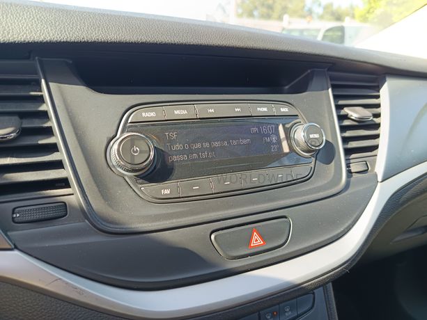 Opel Astra · Ano 2018