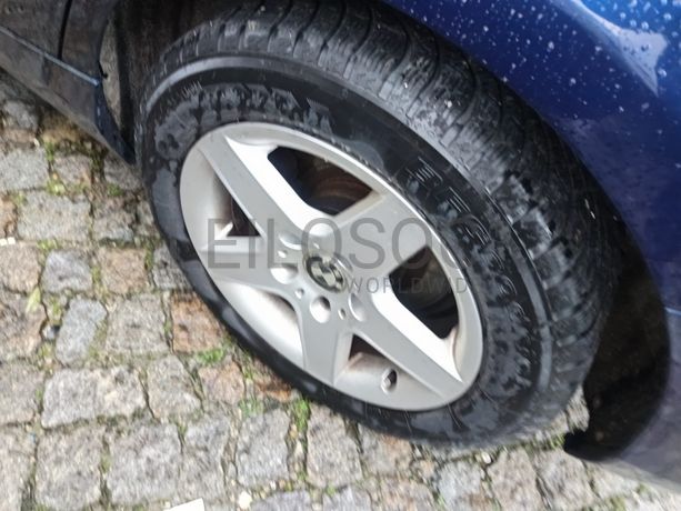 BMW 116 d · Ano 2016