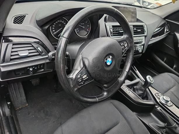 BMW 116 d · Ano 2016