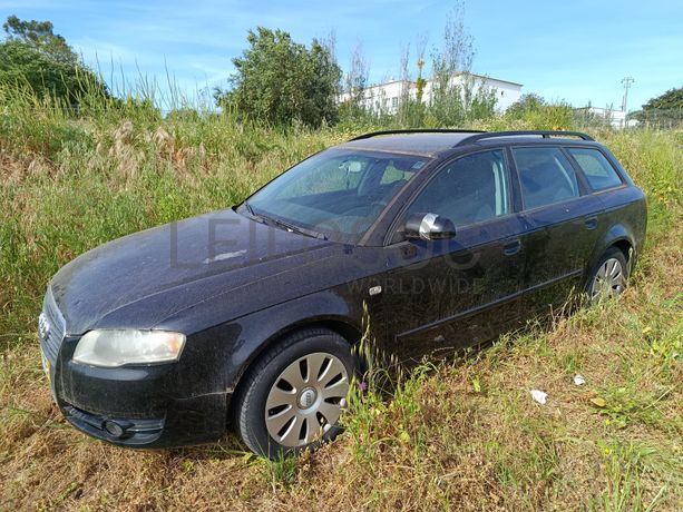 Fotografia de veículo: Audi A4 · Ano 2005