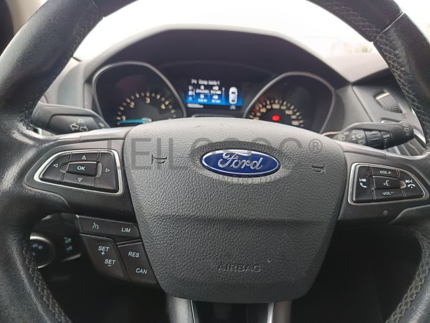 Ford Focus · Ano 2017