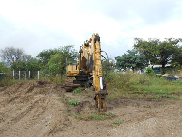 Excavator 30t - 2007